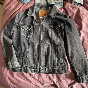 Black Levi's Premium trucker jacket